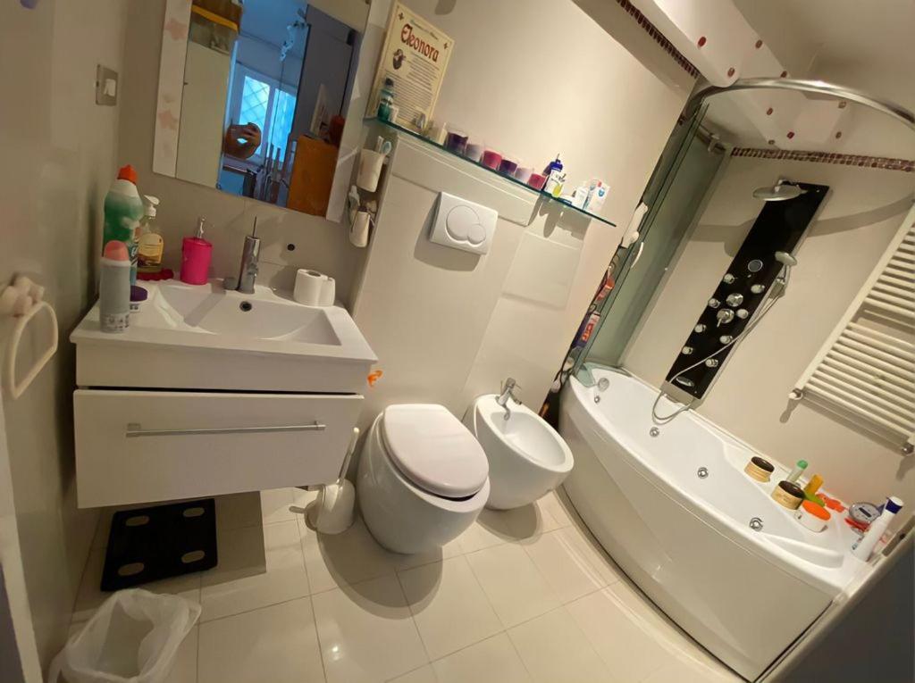 Affitto Due Camere, Due Bagni In Villa Roma Eksteriør bilde